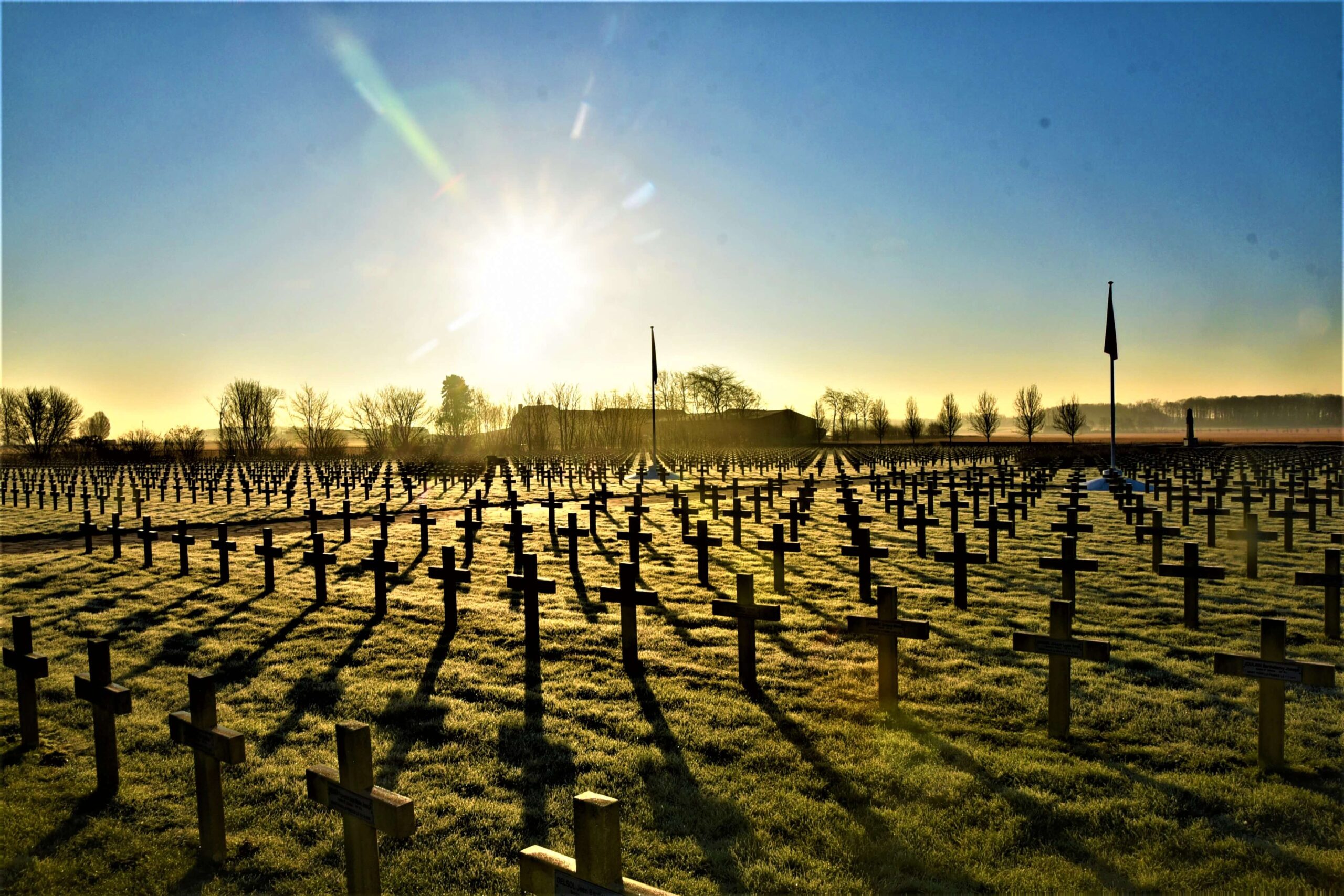 Franse Begraafplaats zonsopgang St. Charles de Potyze Ieper